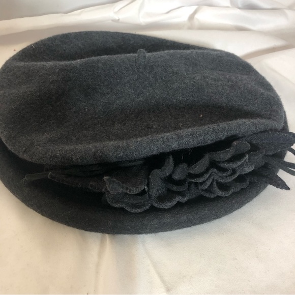 Hat - Picture 2 of 6